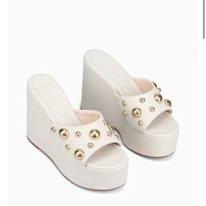 Elegant White and Gold Platform Wedge Sandals